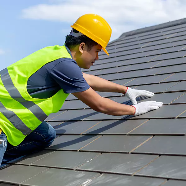 Why Evanston Businesses Rely on Evanston Roofing Pros for Roof Maintenance?